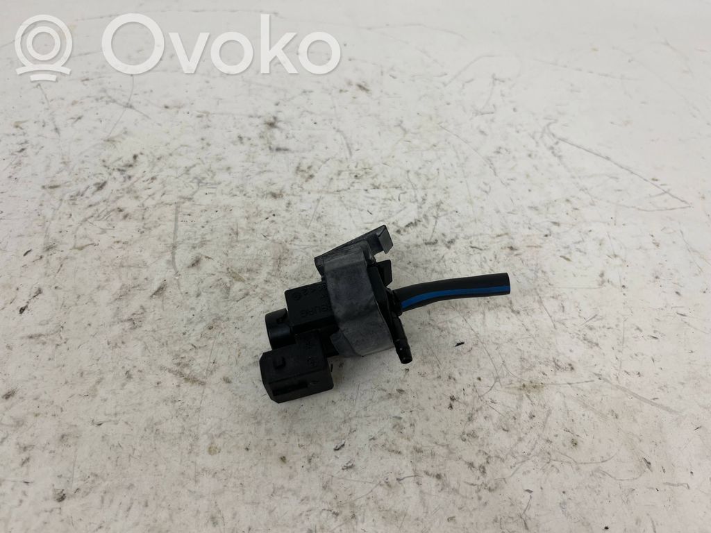 BMW X5M E70 Turbo solenoid valve 