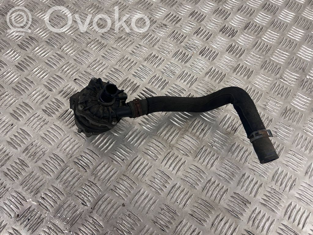 Audi A8 S8 D4 4H Cirkuliacinis el. siurbliukas 