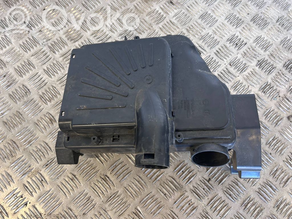 Engine control unit box   31439651