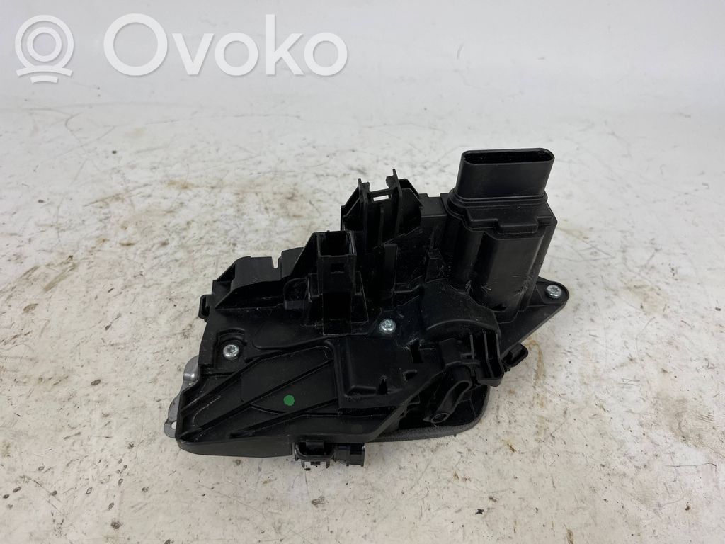 Volvo XC60 Priekšpusē slēdzene 