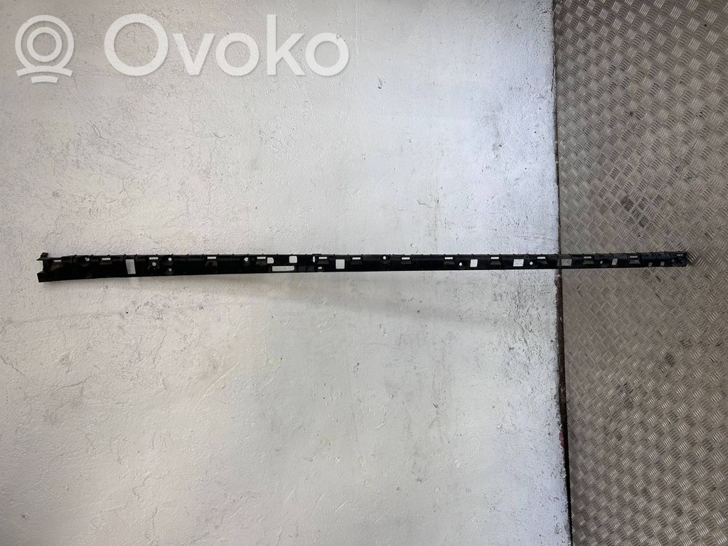 Tesla Model X Sill supporting ledge 