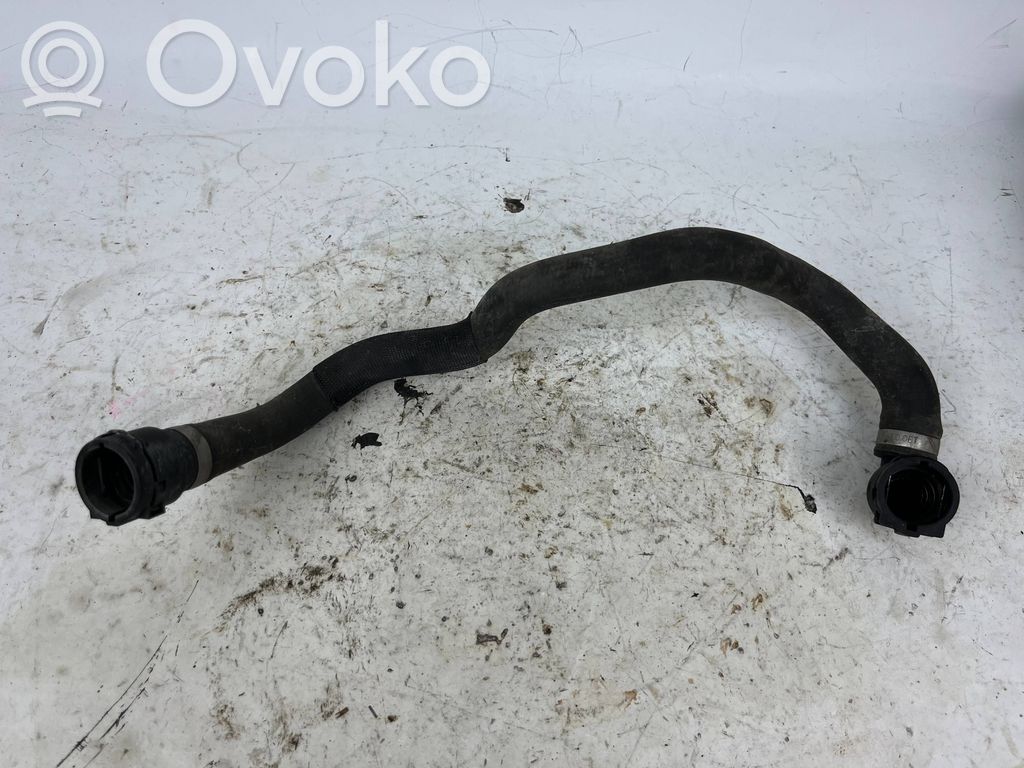 BMW X5M E70 Engine coolant pipe/hose 