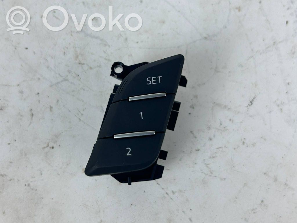Audi Q7 4M Seat control switch 