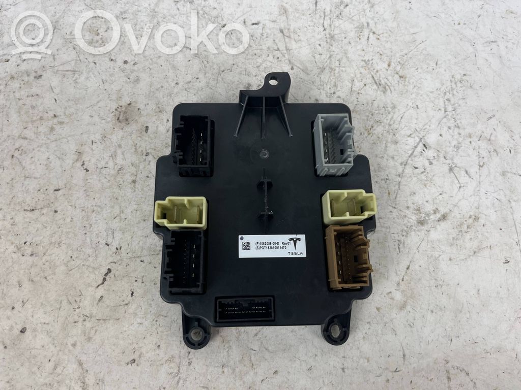 Tesla Model X Door control unit/module 
