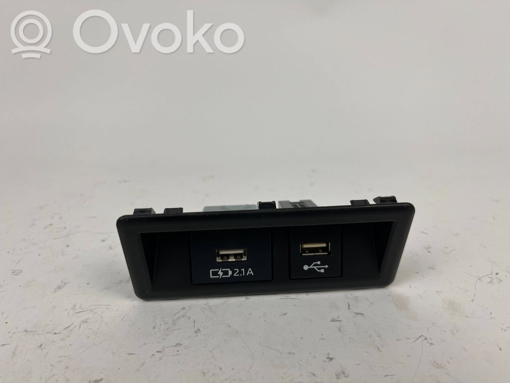 Toyota Mirai II USB socket connector 