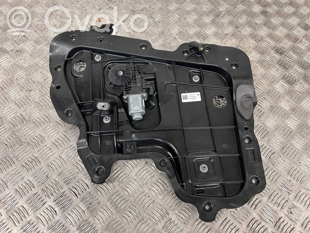 Tesla Model 3 Elektryczny podnośnik szyby drzwi tylnych 