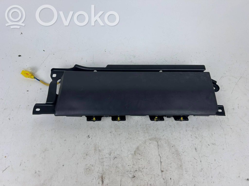 Polviturvatyyny   8K1880918A,8T0880843B