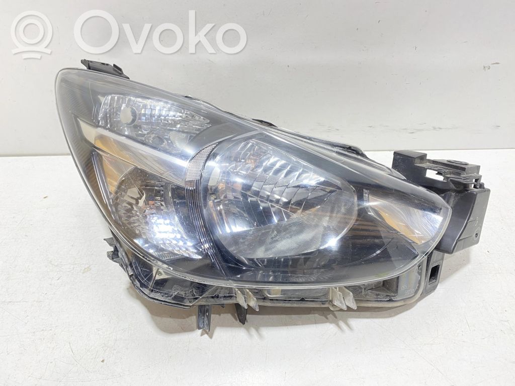Mazda 2 Headlight/headlamp 