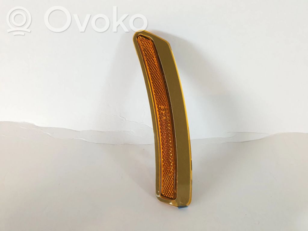 Lexus LC Front indicator light 