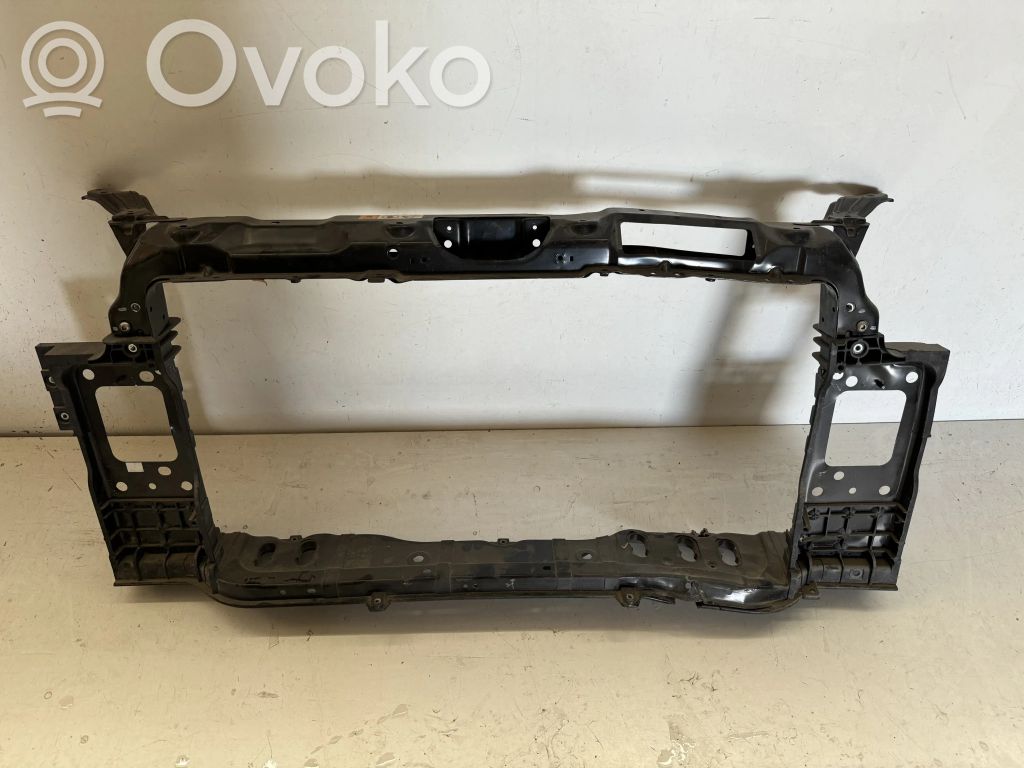 Hyundai i30 Pas przedni 