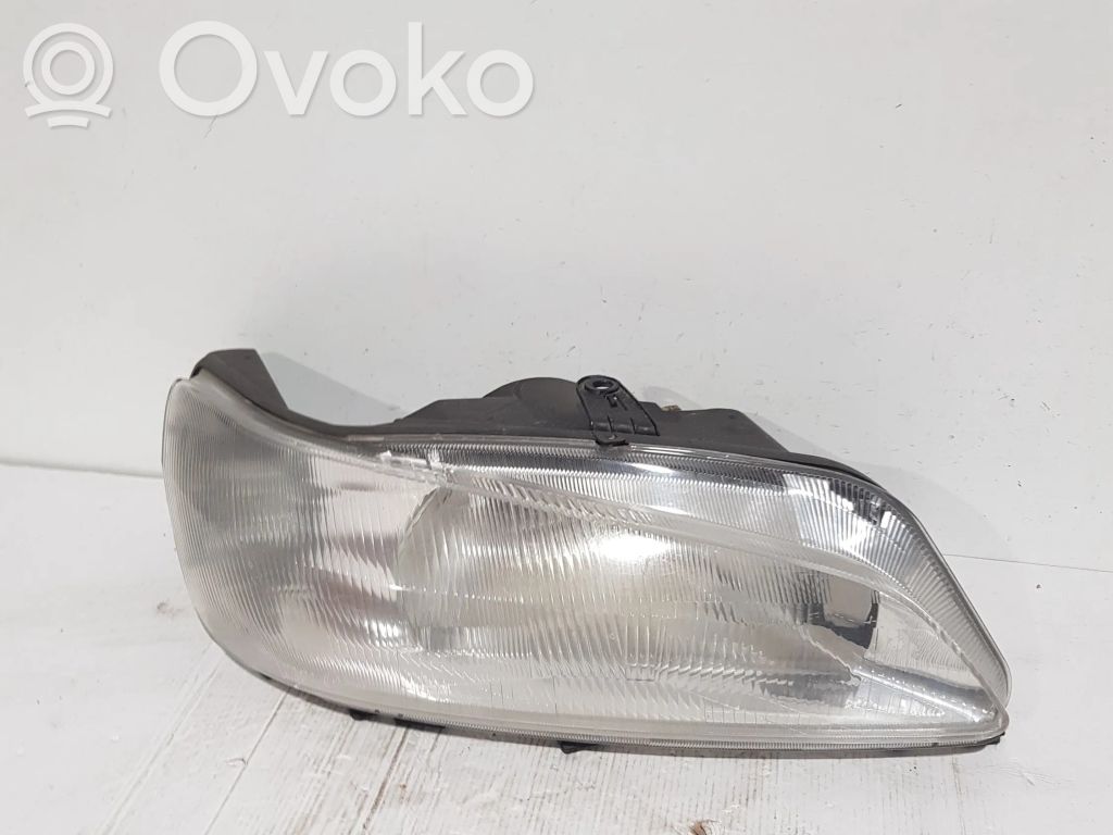 Peugeot 306 Phare frontale 