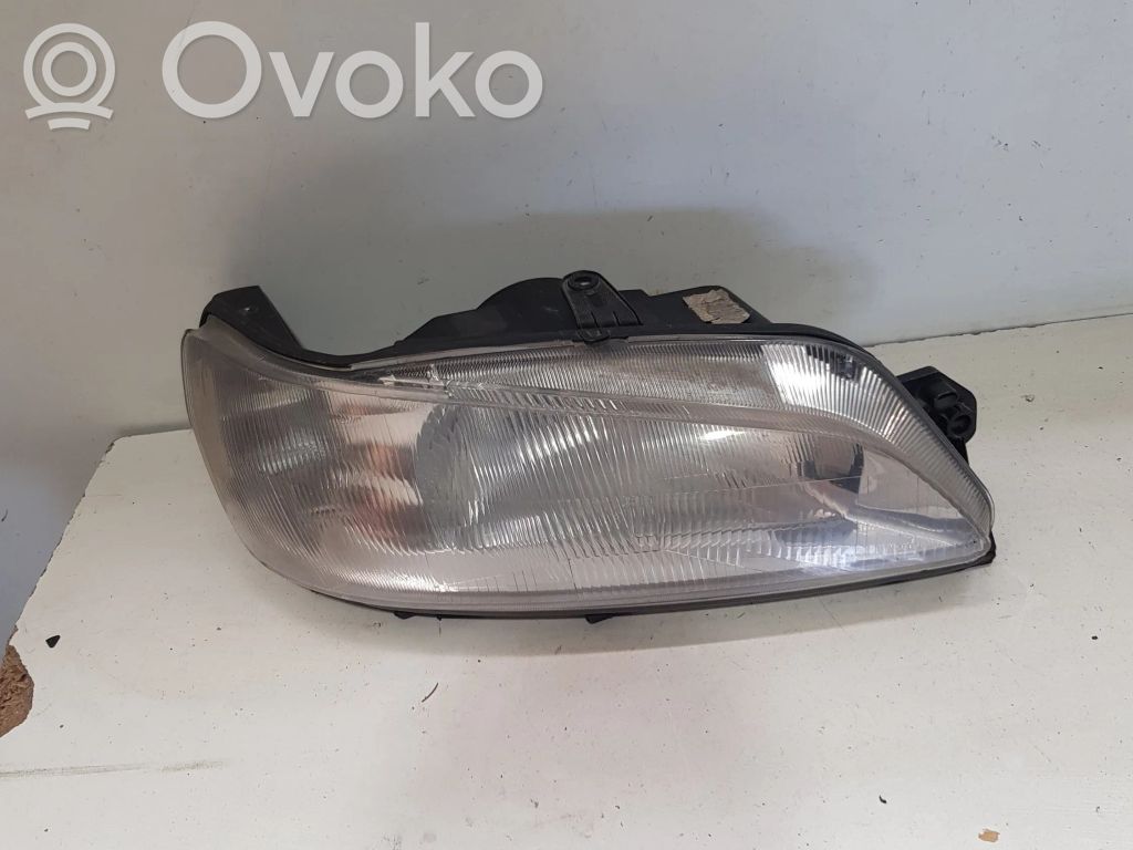 Peugeot 306 Phare frontale 