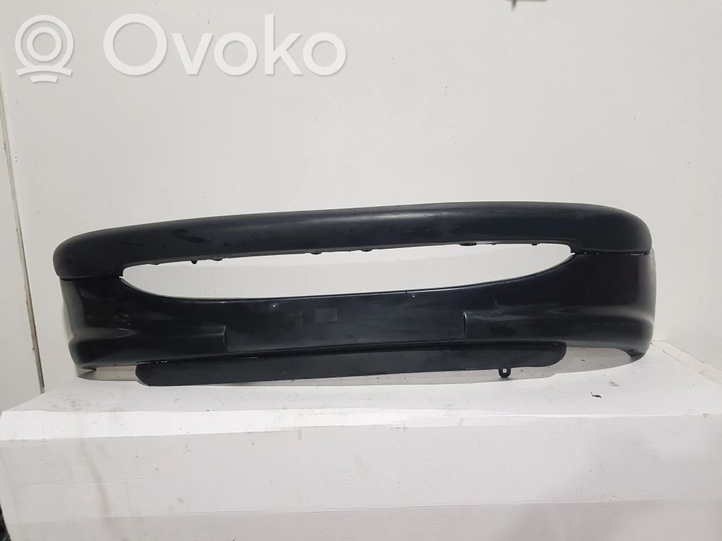 Peugeot 206 Parachoques delantero 