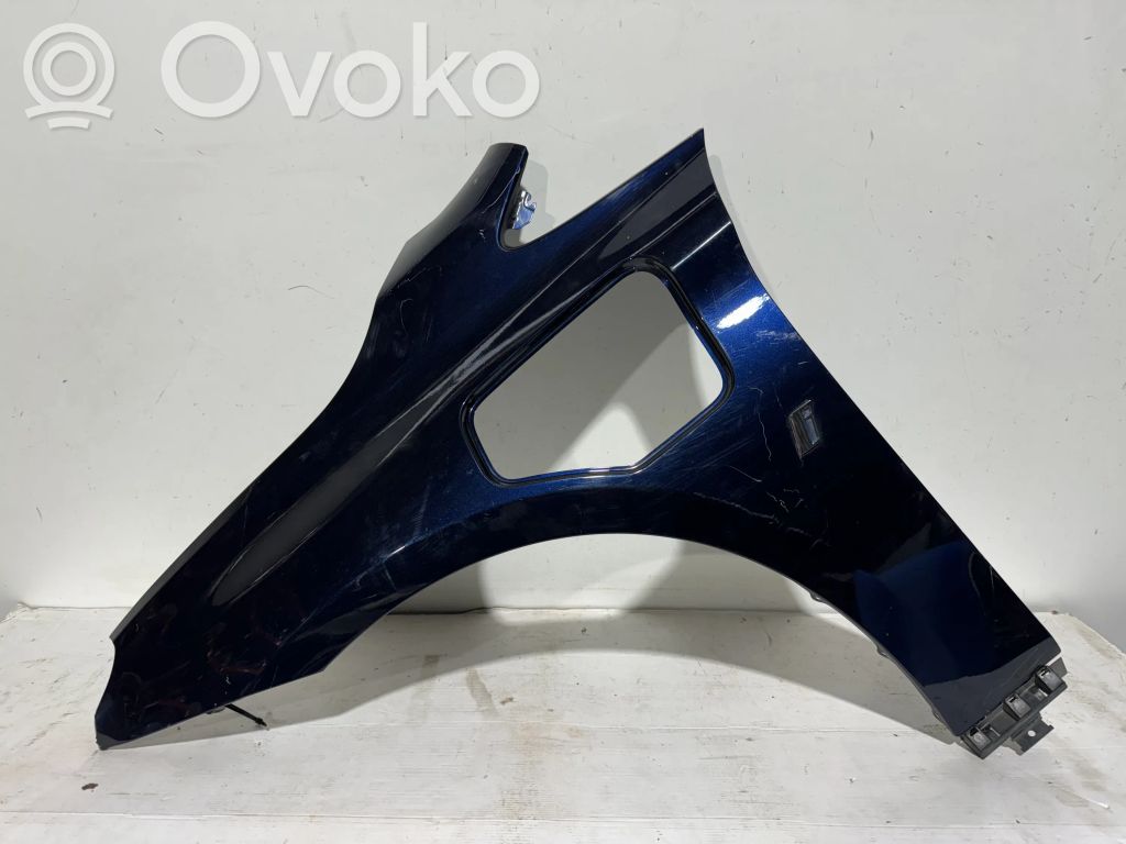BMW 2 F46 Guardabarro 