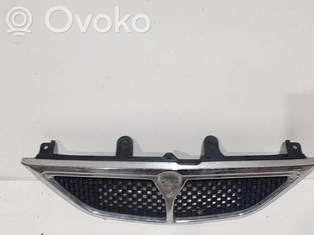 Lancia Ypsilon Kulmapaneelin paineventtiili 