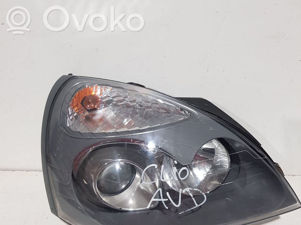 Renault Clio II Scheinwerfer 