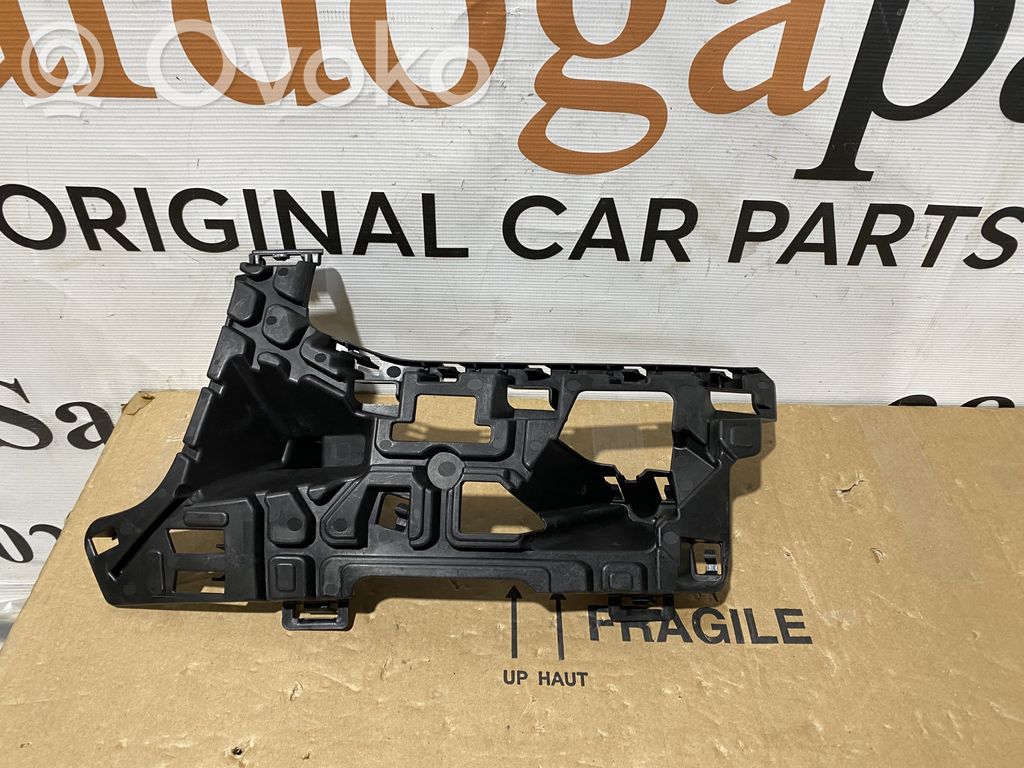 Volvo XC90 Front bumper mounting bracket 