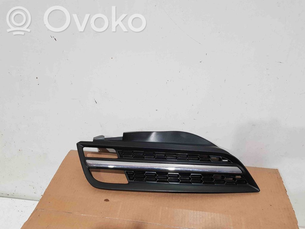Nissan Micra Fog light bracket 