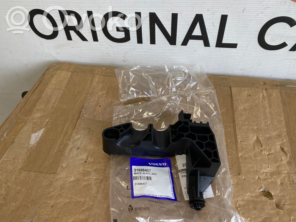 Volvo XC40 Panel mocowania chłodnicy 