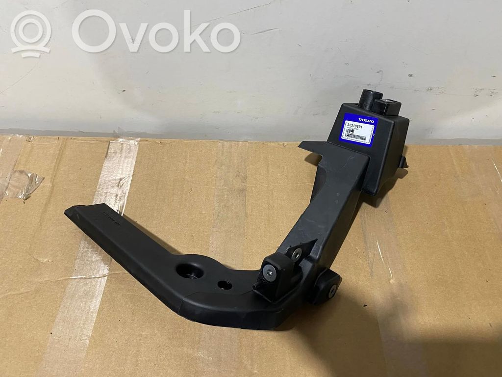 Volvo XC40 Halterung Scheinwerfer 