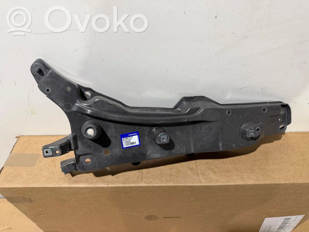 Volvo XC90 Bridă fixare aripă față 