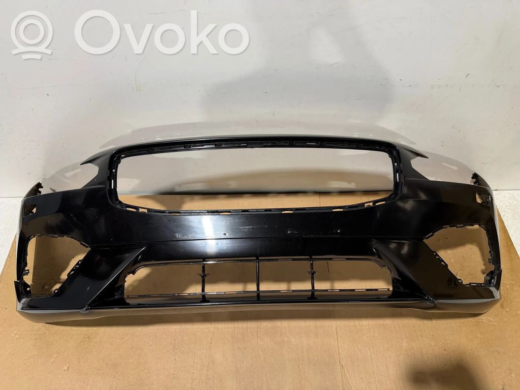 Volvo S90, V90 Etupuskuri 