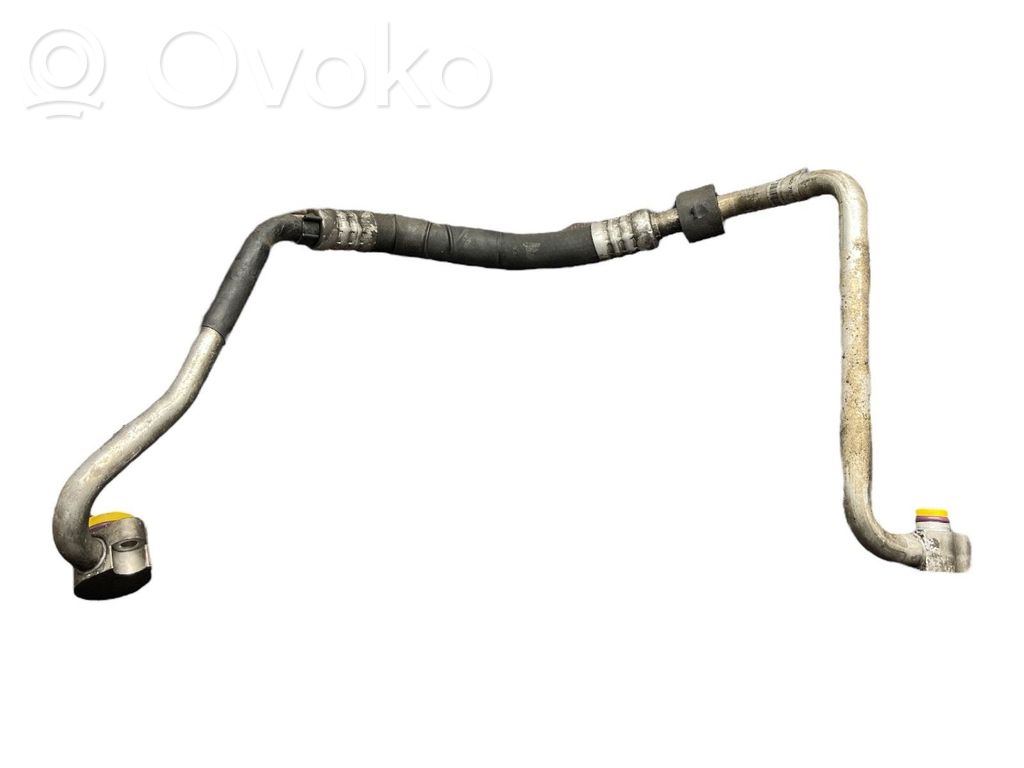 Volkswagen Phaeton Ilmastointilaitteen putki (A/C) 