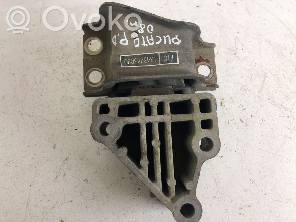 Fiat Ducato Engine mount bracket 