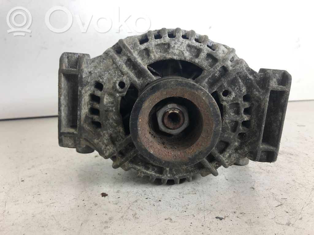 Opel Zafira B Ģenerators 