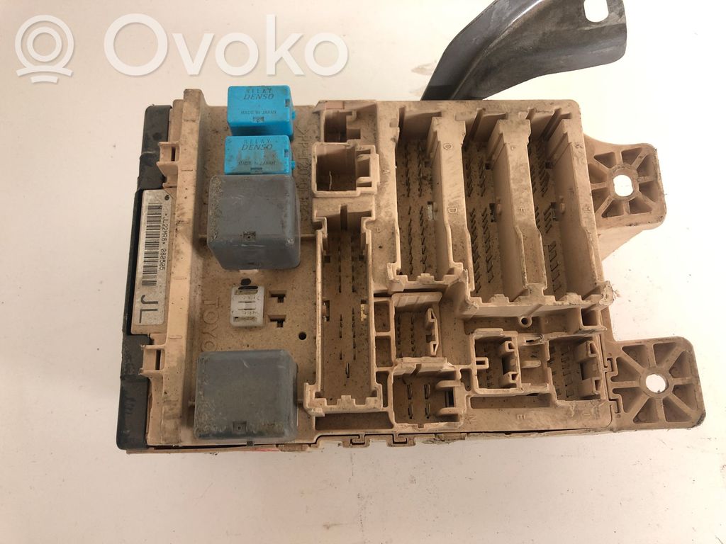 Lexus RX 330 - 350 - 400H Saugiklių blokas 