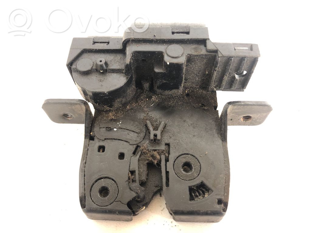Nissan Qashqai Tailgate/trunk/boot lock/catch/latch 