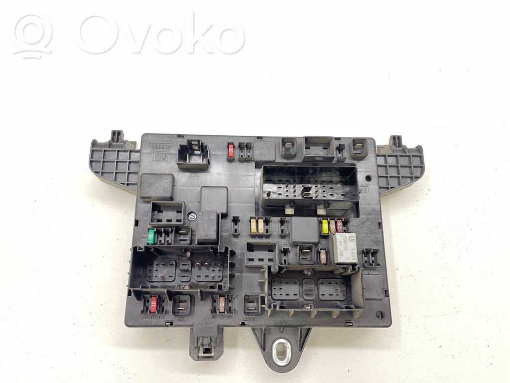 Módulo de fusible   13343950