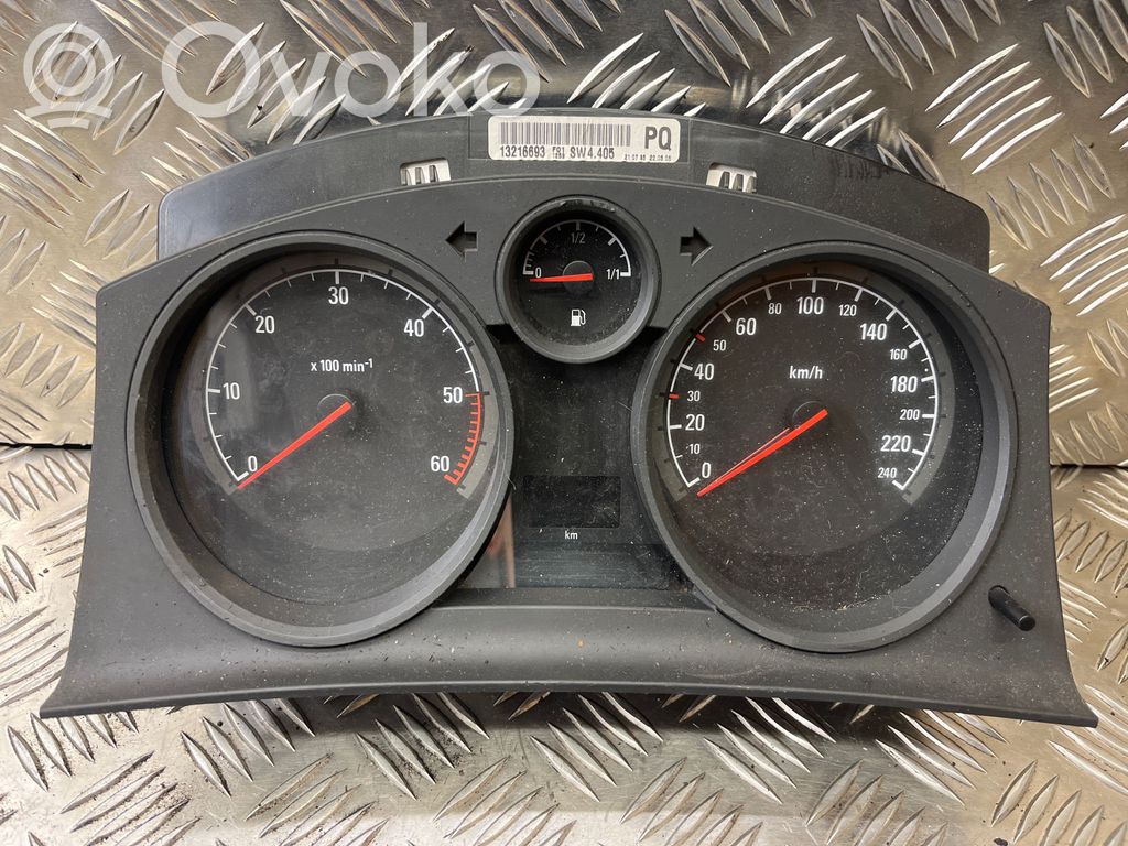 Opel Astra H Speedometer (instrument cluster) 