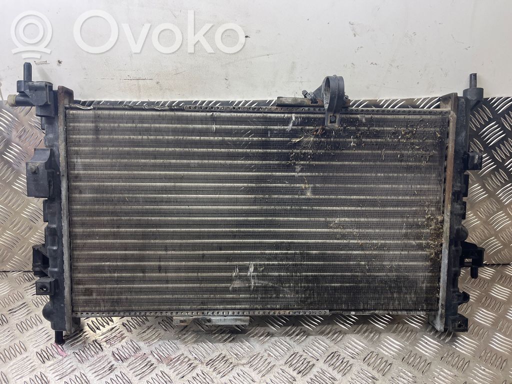 Coolant radiator