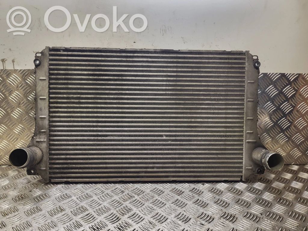 Toyota Avensis T250 Intercooler radiator 
