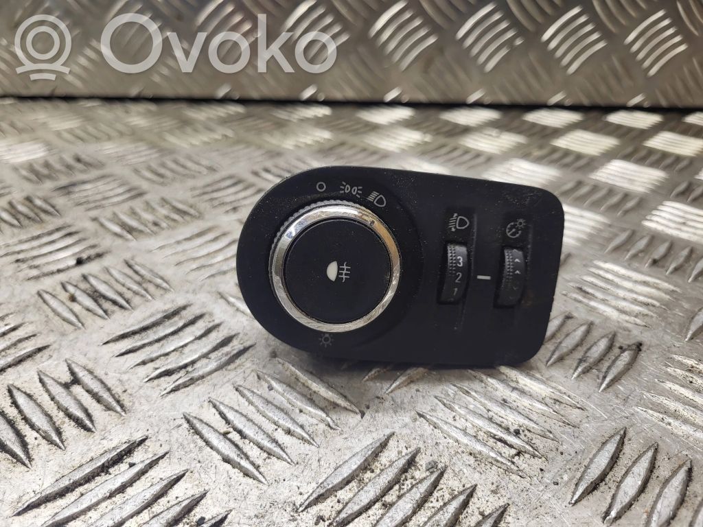 Opel Corsa D Light switch 