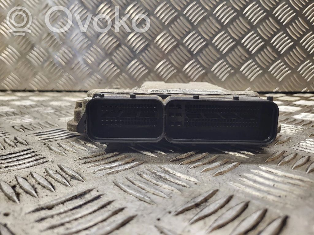 Skoda Octavia Mk2 (1Z) Engine control unit/module 