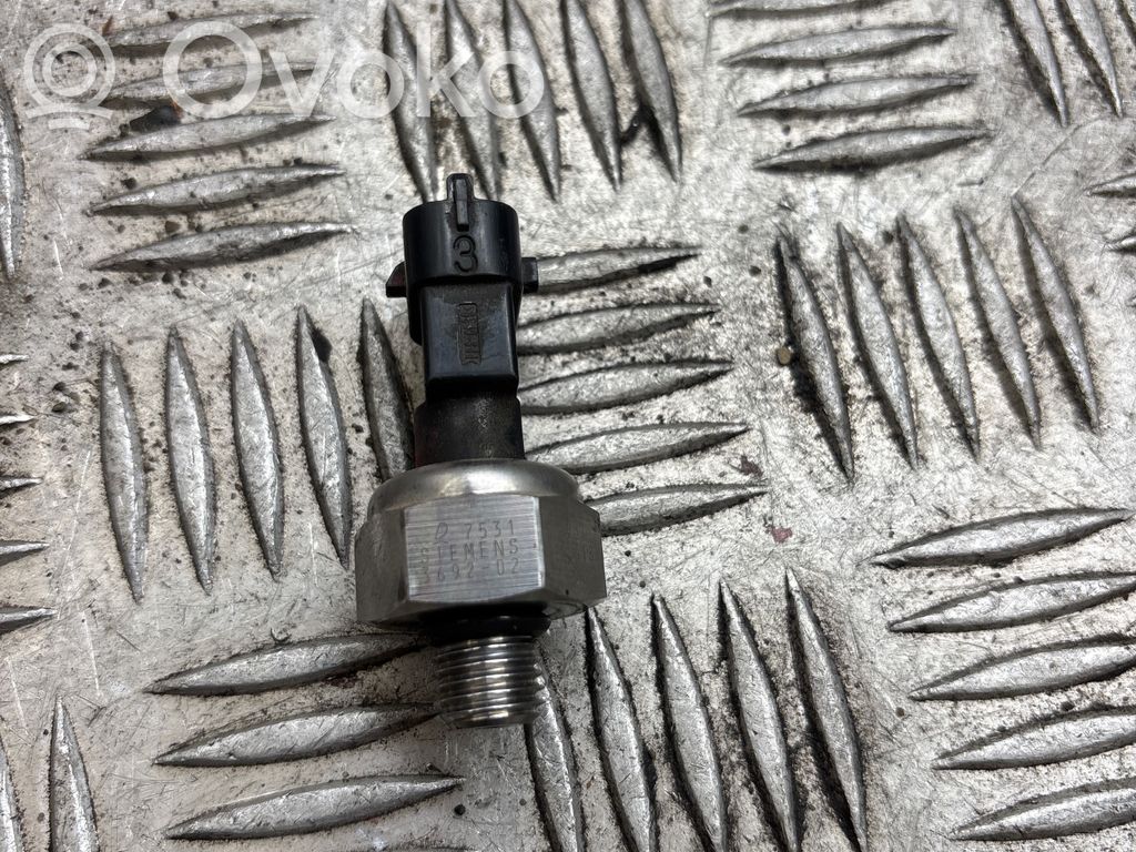 Opel Vectra C Sensor de presión de combustible 