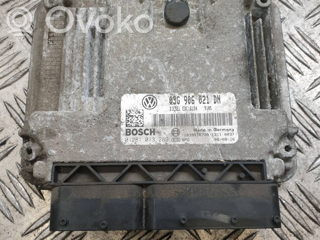 Skoda Octavia Mk2 (1Z) Engine control unit/module 