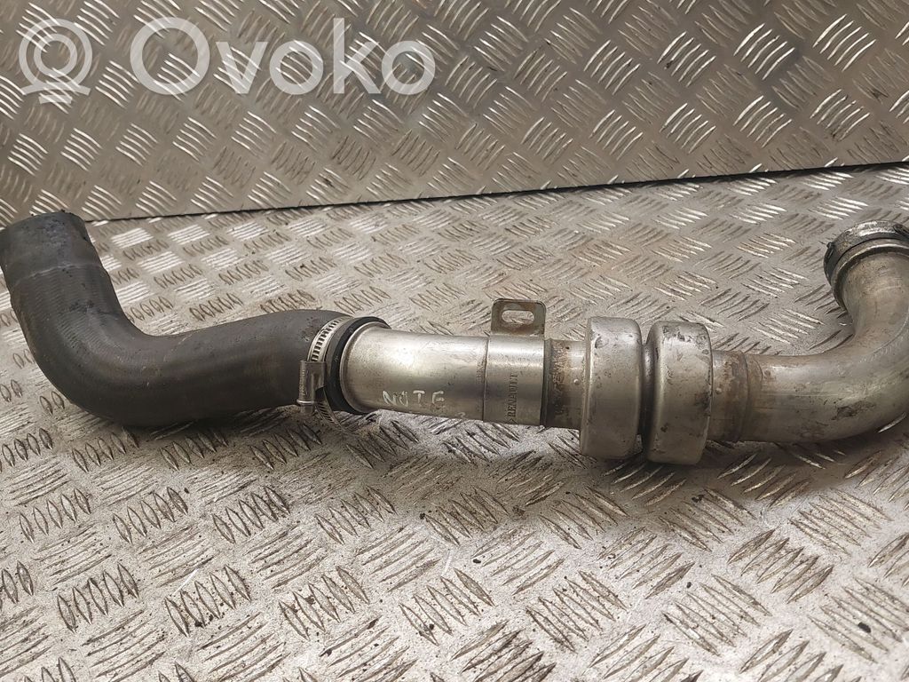 Nissan Note (E11) Intercooler hose/pipe 
