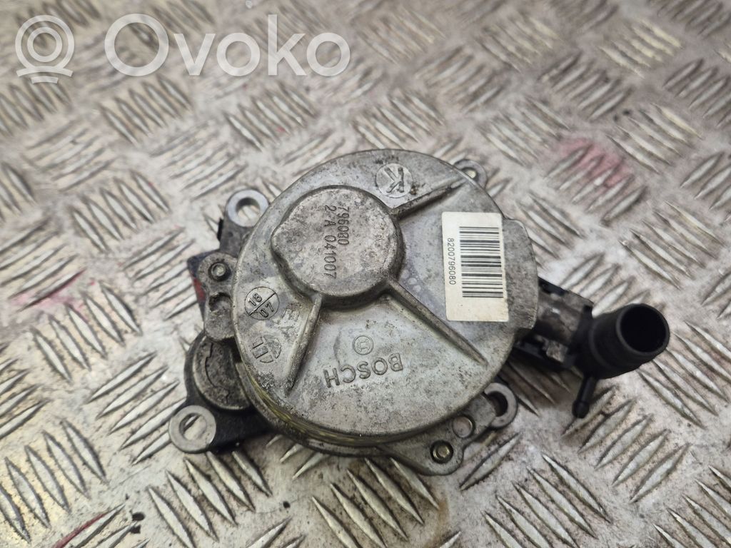 Nissan Qashqai Pompa podciśnienia / Vacum 