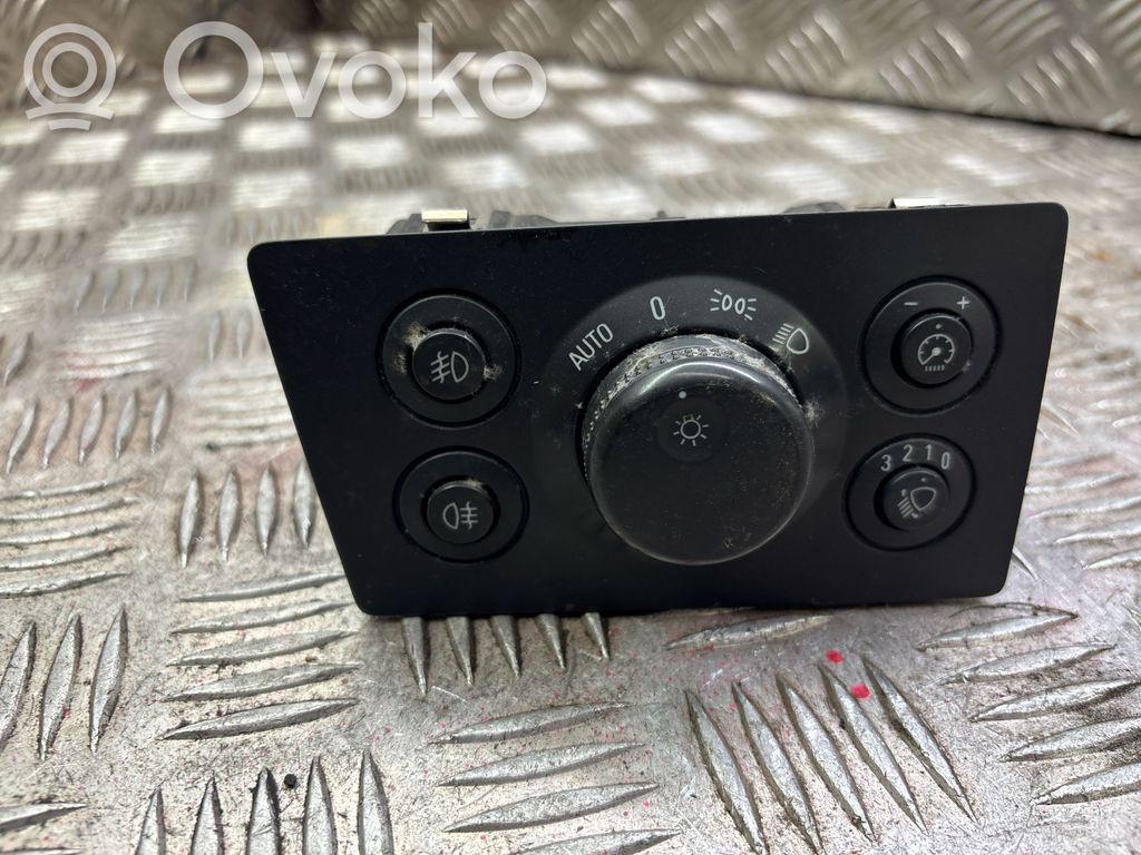 Opel Zafira B Light switch 