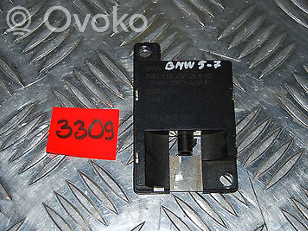 BMW 5 E39 Antenos stiprintuvas 