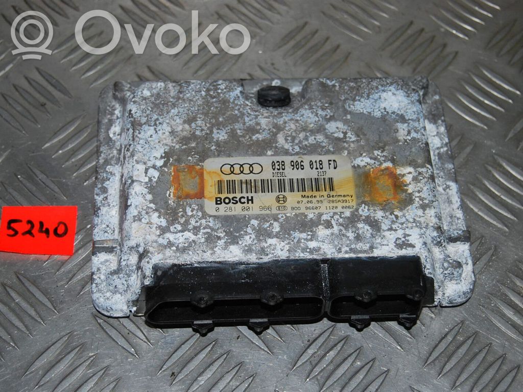 Volkswagen PASSAT B5.5 Engine control unit/module 
