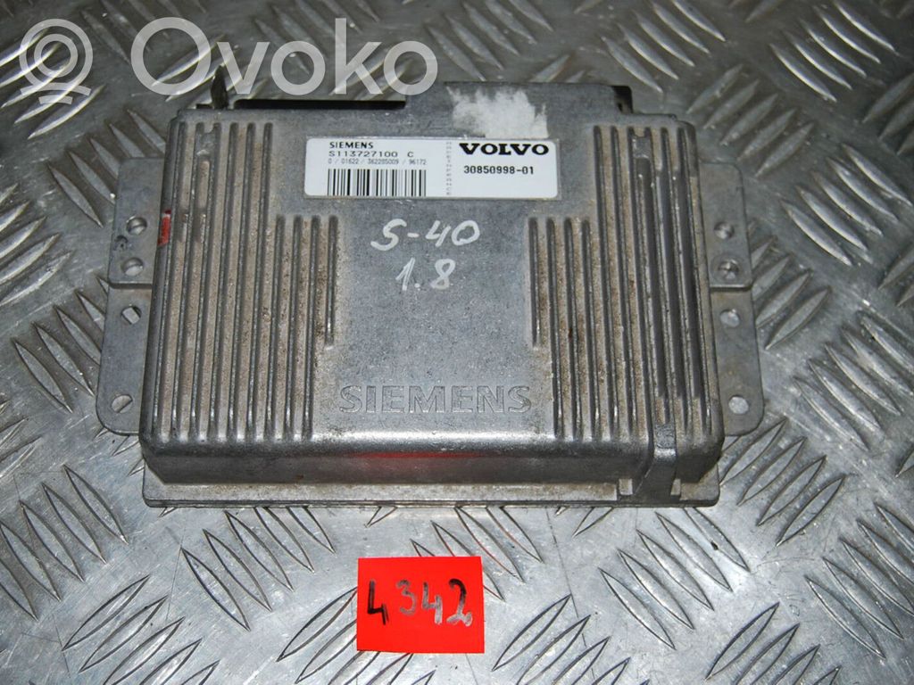 Volvo S40, V40 Engine control unit/module 