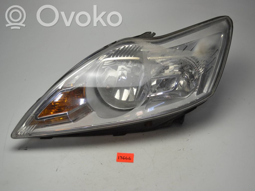 Ford Focus Headlight/headlamp 