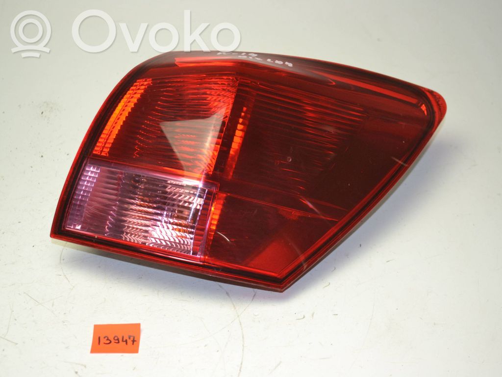 Nissan Qashqai Galinis žibintas kėbule 
