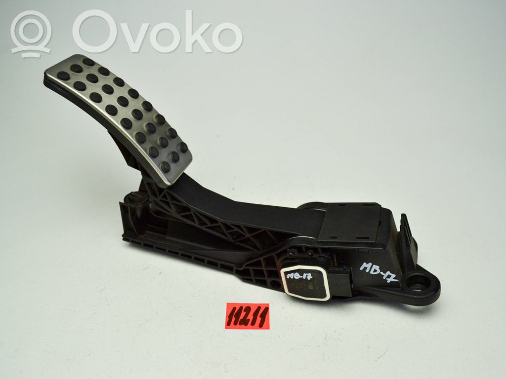 Mercedes-Benz R W251 Accelerator throttle pedal 