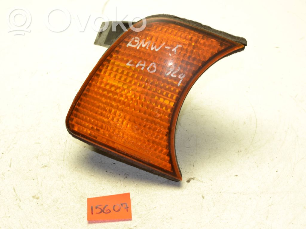BMW 5 E34 Front indicator light 
