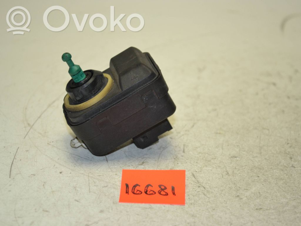 Scheinwerferstellmotor
